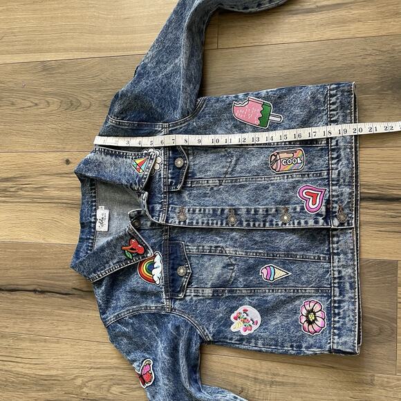 Lola and The Boys Women’s Large All About The Patch Denim Jacket Colorful EUC - Picture 9 of 11